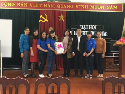 Đại hội chi đoàn Mầm Non La Dương