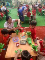 Hình ảnh: Hoạt động "Bé vui sáng tạo" chào mừng ngày PNVN 20/10