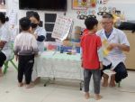 Hình ảnh: Trẻ khám bệnh đầu năm