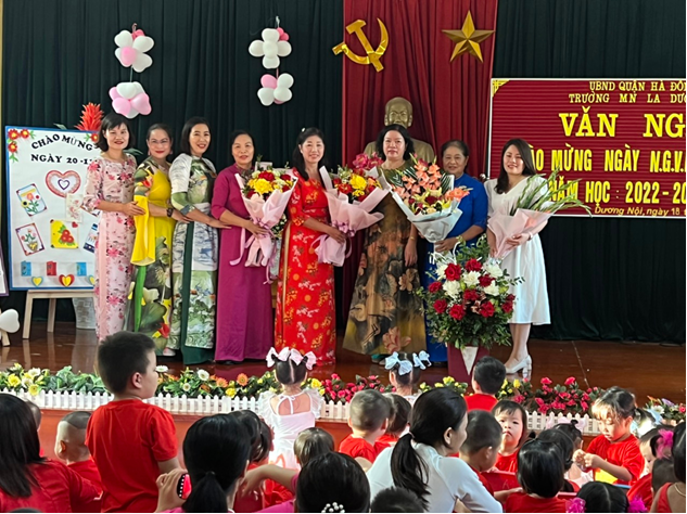 CHƯƠNG TRÌNH Kỷ niệm 40 năm ngày Nhà giáo Việt Nam (20/11/1982-20/11/2022), tuyên dương các điển hình tiên tiến, nhà giáo tiêu biểu trường Mầm non La Dương Năm 2022.